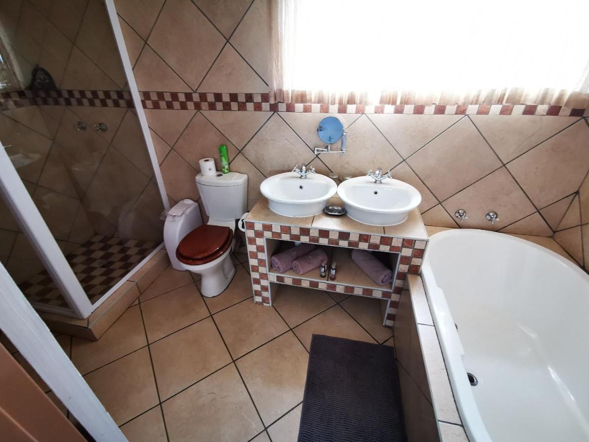 Batter Boys Guest House Pretoria-Noord Zewnętrze zdjęcie